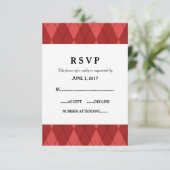 Red Argyle Wedding Response Kaart (Staand voorkant)