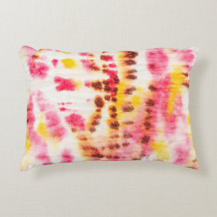 Red Artistisch smerig. Tie Dye Texture. Grijze pen Accent Kussen