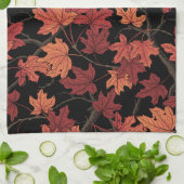 Red Autumn maple leaves on black Theedoek (Gevouwen)