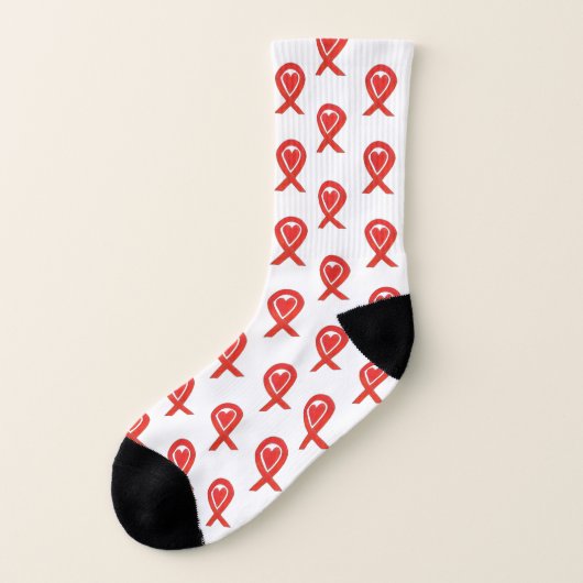 Red Awareness Ribbon Heart Custom Art Socks Sokken (Links - buitenkant)