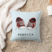Red Baby Sneakers Pillow, met naam, voor Nursery Kussen (Deken)