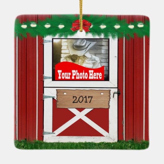 Red Barn Custom 2 Fotokerstversiering Keramisch Ornament (Achterkant)