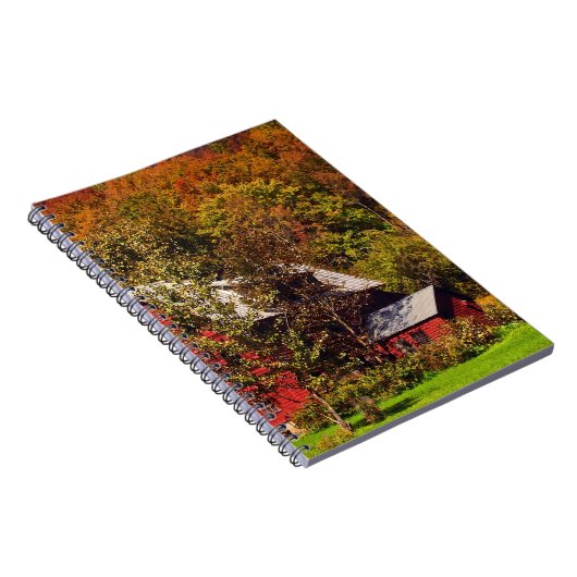 Red Barn in het najaar Notitieboek (Rechterzijde)