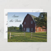 Red Barn met hek country Weddenschap Save the Date Aankondigingskaart (Voorkant / Achterkant)