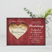 Red Barn Wood Heart Country Wedding Invitations Kaart (Staand voorkant)