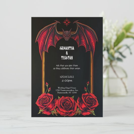 Red Bat and Roses Gothic Wedding Invitation Kaart (Staand voorkant)