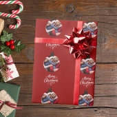 Red bauble foto leuk script kerst cadeaupapier