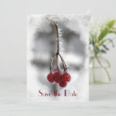 Red Berries en Frost Winter Wedding Save the Date Kaart (Staand voorkant)