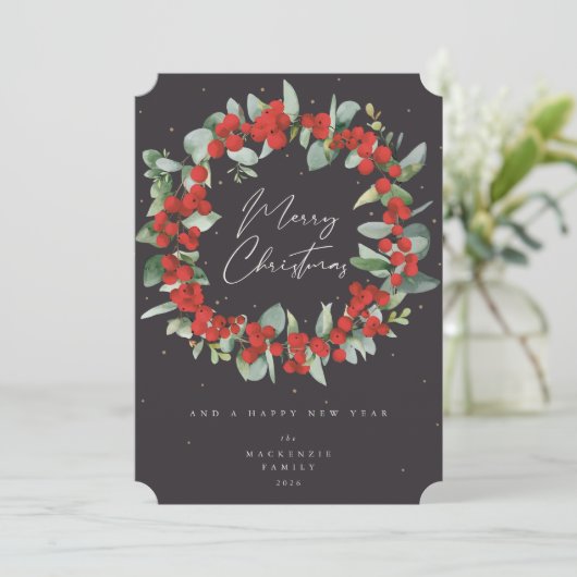 Red Berries + Eucalyptus kerstmis zonder foto Feestdagenkaart (Staand voorkant)