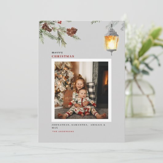 Red Bird Winter Foliage Foto met Kerstmis Feestdagenkaart (Staand voorkant)