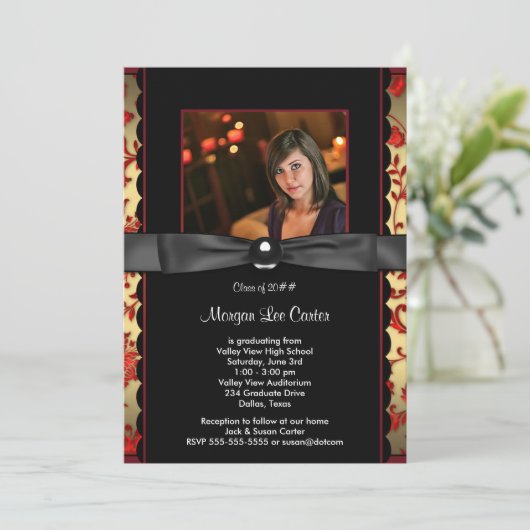 Red Black Damask Foto Afstuderen Aankondiging (Staand voorkant)