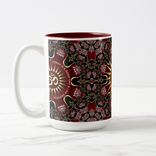 Red Black Gold OM Courage Energy Mandala Tweekleurige Koffiemok (Links)