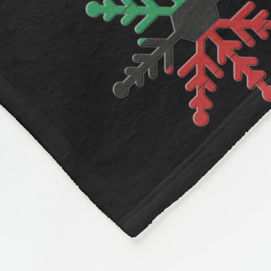 Red Black Green Snowflakes Pattern Kwanzaa Fleece Deken (Hoek)