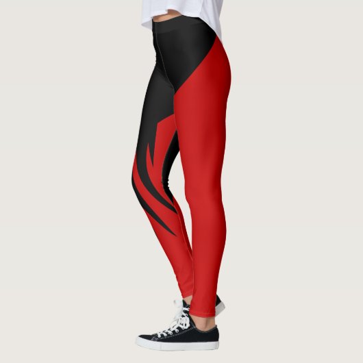 Red Black Leggings (Links)
