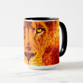 Red Black Lion in brand Mok (Voorkant rechts)