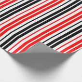 Red Black White Stripes Pattern Design  Cadeaupapier (Hoek)