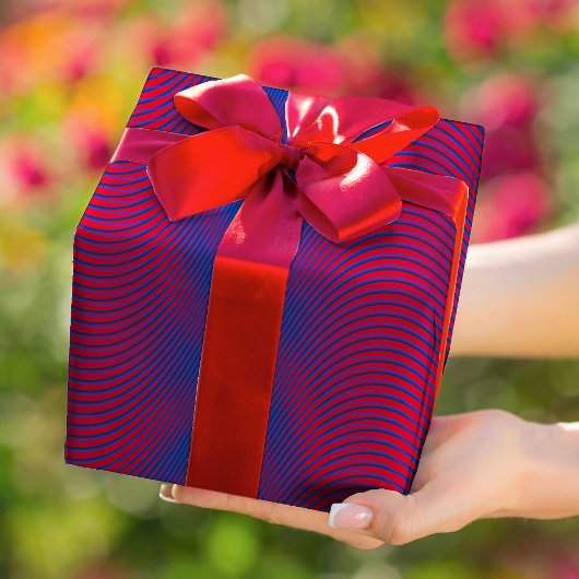 Red & blue Moiré Effect Modern Trippy Abstract Cadeaupapier