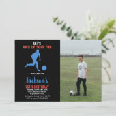 Red Blue Running Soccer Birthday Invitations foto Kaart (Staand voorkant)