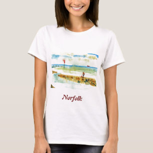 Red Boat in Mundesley, Norfolk T-shirt