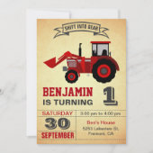 Red Boerderij Tractor First Birthday Party Invitat Kaart (Voorkant)
