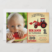 Red Boerderij Tractor Foto 1st First Birthday Part Kaart (Voorkant)