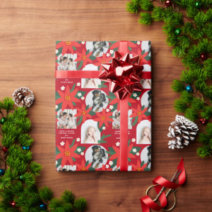 Red Bold Poinsettia Drie-fotokerstfeestdag Cadeaupapier