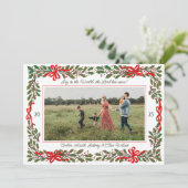 Red Bows en Holly Garland One-Photo Kerstmis Feestdagenkaart (Staand voorkant)
