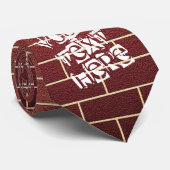 Red Brown Brick Wall Stropdas - aangepaste tekst (Opgerold)