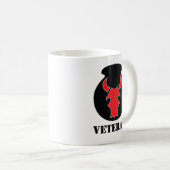 Red Bull Veteran mok (Voorkant rechts)