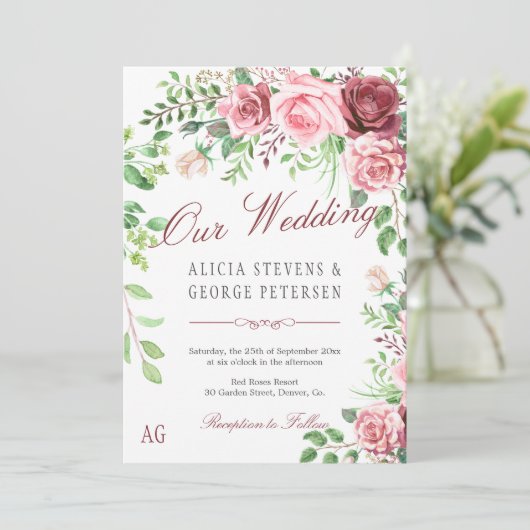 Red Burgundy en Blush roze rozen Monogram Weddensc Kaart (Staand voorkant)