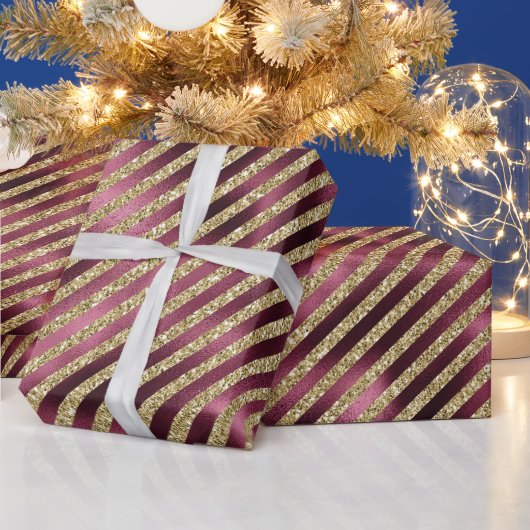 Red Burgundy Gold Glitter Stripes Cadeaupapier (Feestdagen)