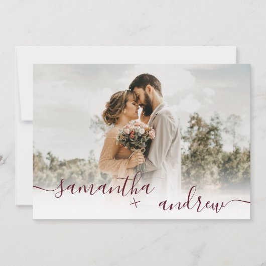 Red burgundy minimalistisch script 5 foto's bruilo kaart (Voorkant)