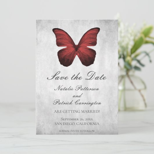 Red Butterfly sparen de Datum Uitnodigen Kaart (Staand voorkant)