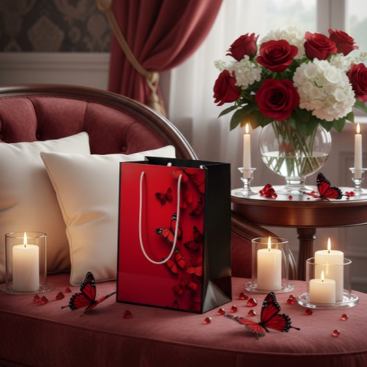 Red Butterfly Valentine’s Gift Bag Medium Cadeauzakje