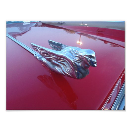 Red Cadillac Flying Woman Hood Ornament Foto Afdruk (Voorkant)