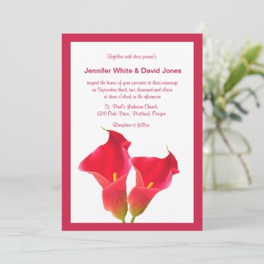 Red Calla Lily Wedding Uitnodiging (Staand voorkant)