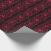 Red Cameo Damask Skulls op zwart inpakpapier (Hoek)