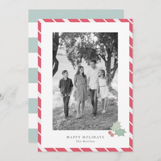 Red Candy Cane Stripes Moderne Foto Vakantie Kaart (Voorkant / Achterkant)