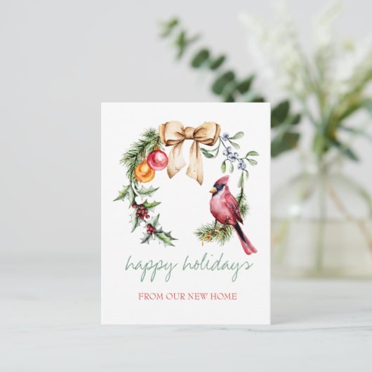 Red Cardinal Holly Berry Vakantie Aankondigingskaart (Staand voorkant)