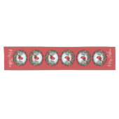 Red Cardinal with Holly Berries Korte Tafelloper (Horizontaal)