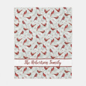 Red Cardinals Snowy Pine-kerstfamilienaam Fleece Deken (Voorkant)