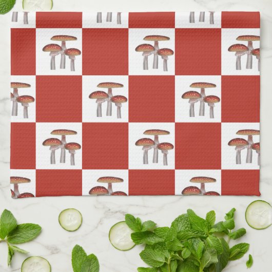 Red check with mushroom theedoek (Gevouwen)