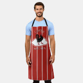 Red Chef's Kitchen Rooster Striped Apron Schort (Gedragen)