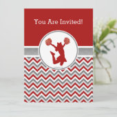 Red Chevron Cheer of Pom Party Invitation Kaart (Staand voorkant)