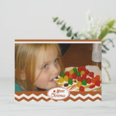 Red Chevron Stripe Holiday-fotokaart Feestdagenkaart (Staand voorkant)