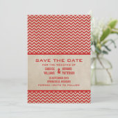 Red Chic Chevron Save the Date Invite (Staand voorkant)