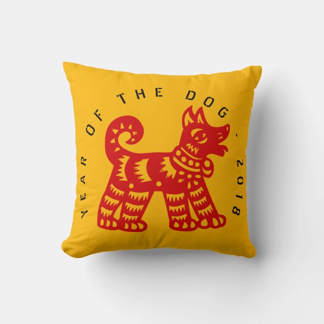 Red Chinese Papercut Dog Year 2018 Yellow Pillow Kussen (Voorkant)