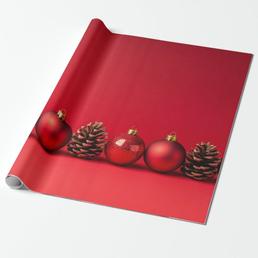 Red Christmas Balls and Pinecones Cadeaupapier (Uitgerold)