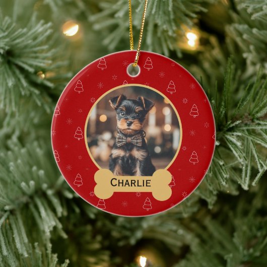 Red Christmas Dog Name Holiday Keepsake Keramisch Ornament (Boom)