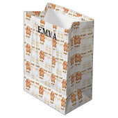 red Christmas  happy day and Christmas stocking Medium Cadeauzakje (Voorkant Gekanteld)